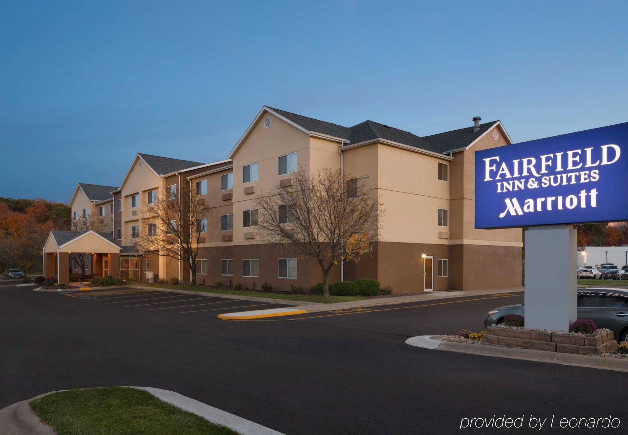 Fairfield Inn & Suites Youngstown Boardman Poland Exterior photo